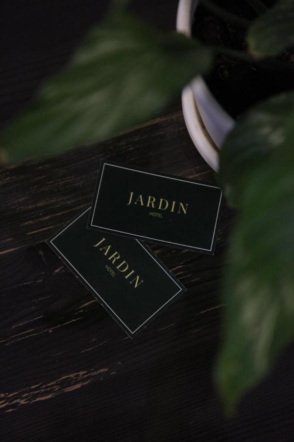 Hotel Jardin Aktobe Zewnętrze zdjęcie
